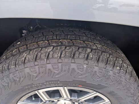 New 2026 Chevrolet Colorado Z71 w/ Technology Package image 12