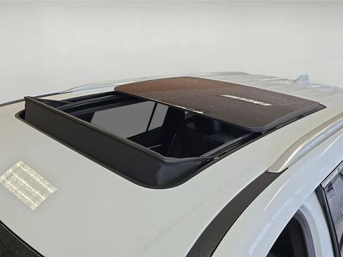 New 2026 Buick Enclave Avenir w/ Super Cruise Package image 29