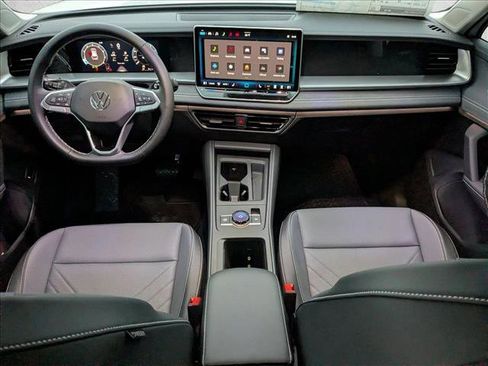 New 2026 Volkswagen Tiguan SE AWD/4WD image 14