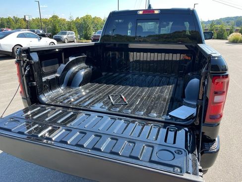 Used 2026 RAM 1500 Big Horn AWD/4WD image 5