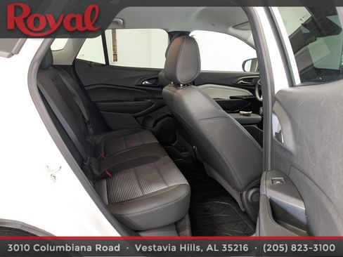 Used 2024 Chevrolet Trax LT w/ Driver Confidence Package image 10