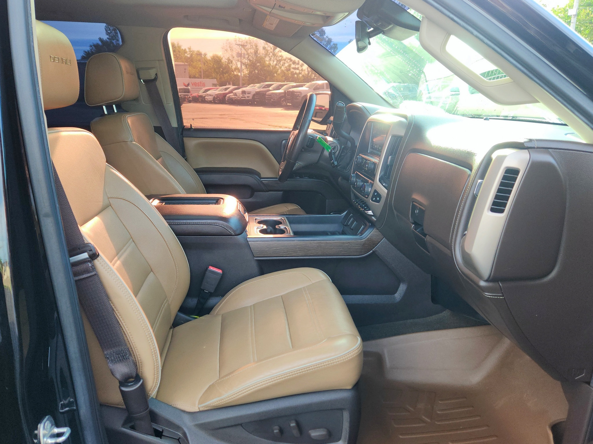 Used 2017 GMC Sierra 1500 Denali AWD/4WD image 36