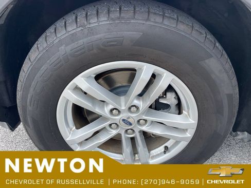 Used 2020 Ford Explorer XLT w/ Equipment Group 202A RWD image 48