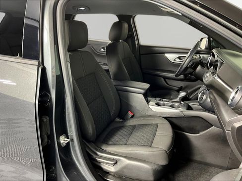Used 2019 Chevrolet Blazer LT FWD image 27