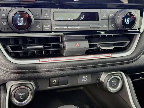 New 2026 Toyota Grand Highlander AWD Hybrid image 19