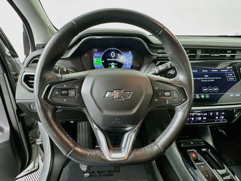 Used 2023 Chevrolet Bolt EUV LT w/ Convenience Package FWD image 12