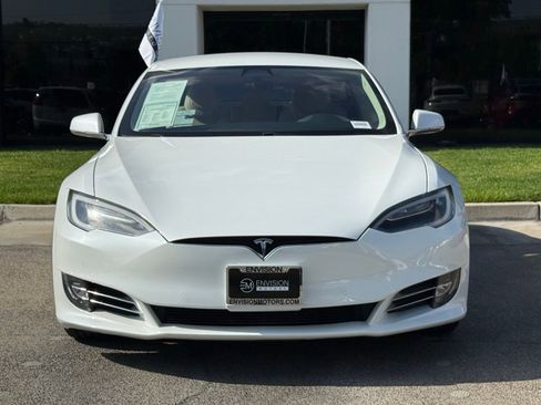 Used 2017 Tesla Model S 75D AWD/4WD image 4