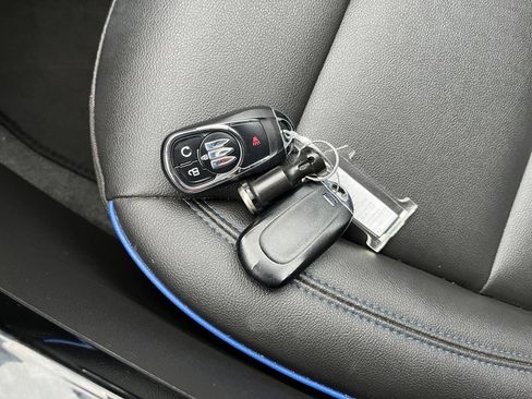 Used 2025 Buick Envista Sport Touring FWD image 20