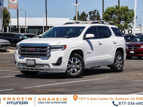 Used 2020 GMC Acadia SLT w/ Driver Alert Package II FWD image 1