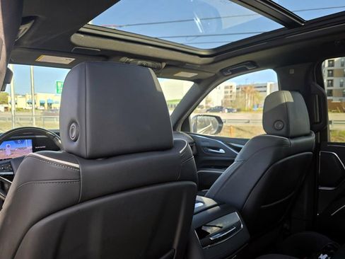 Used 2024 Cadillac Escalade Sport image 28