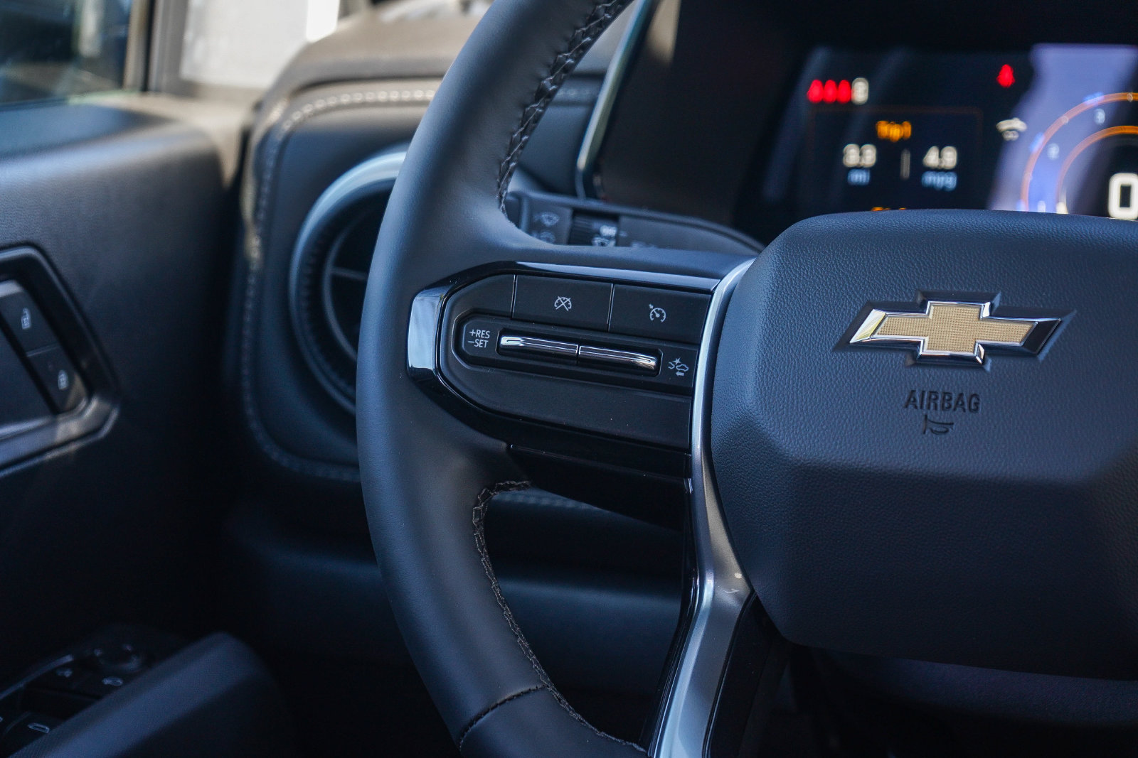 New 2026 Chevrolet Colorado LT w/ LT Convenience Package RWD image 16
