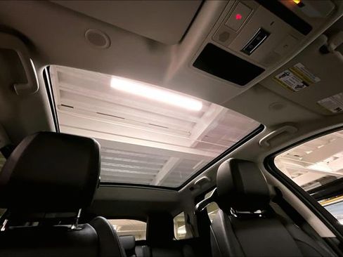 Certified 2025 Land Rover Discovery Sport S image 30