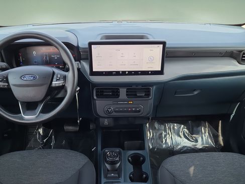 Used 2025 Ford Maverick XL w/ Equipment Group 102A AWD/4WD image 15