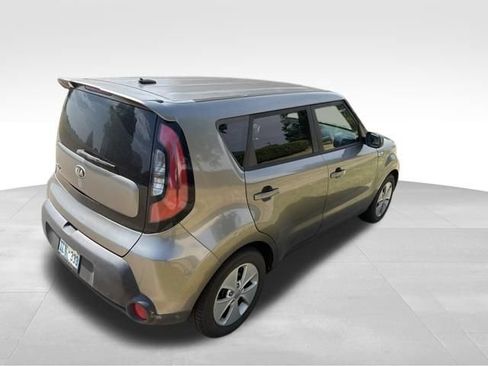 Used 2016 Kia Soul FWD image 3