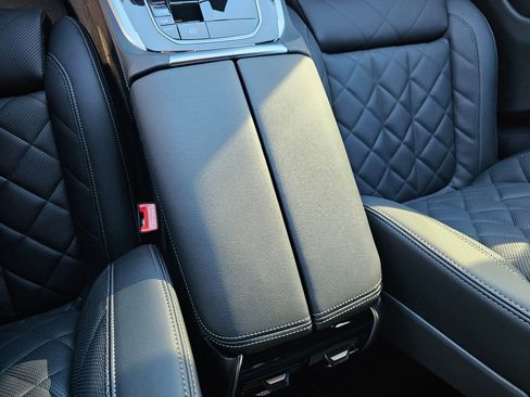 New 2026 BMW X5 xDrive40i w/ M Sport Package image 24