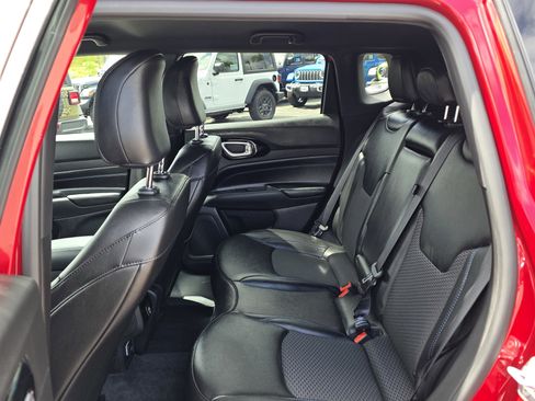 New 2025 Jeep Compass Latitude w/ Altitude Special Edition image 18