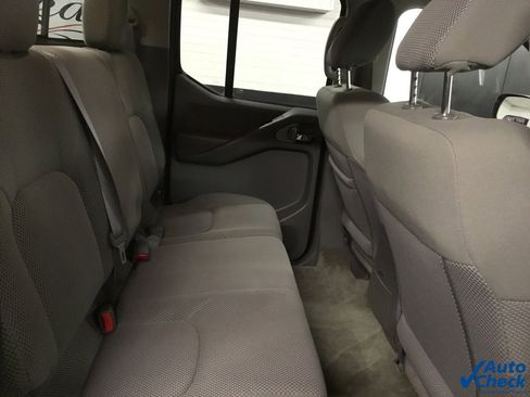 Used 2017 Nissan Frontier SV image 33