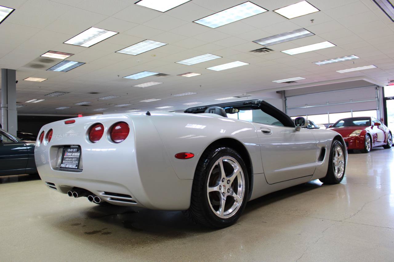 Used 2004 Chevrolet Corvette Convertible w/ Preferred Equipment Group RWD image 6