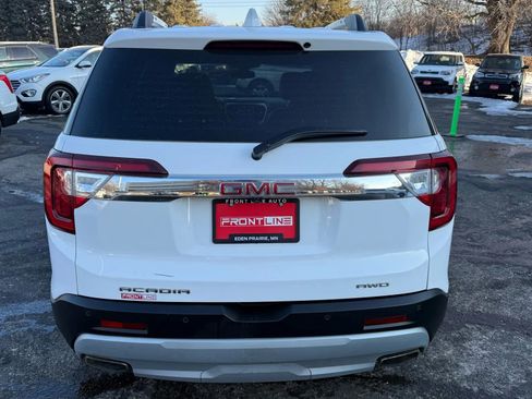 Used 2022 GMC Acadia SLT w/ Trailering Package image 8