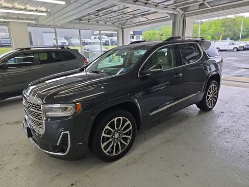Used 2021 GMC Acadia Denali w/ Denali Technology Package AWD/4WD image 2