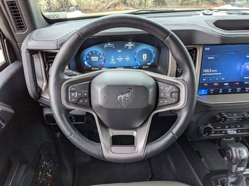New 2025 Ford Bronco Outer Banks AWD/4WD image 15