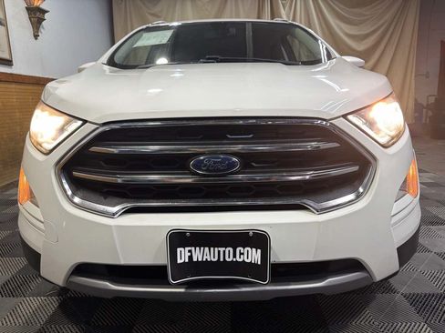 Used 2019 Ford EcoSport Titanium FWD image 3