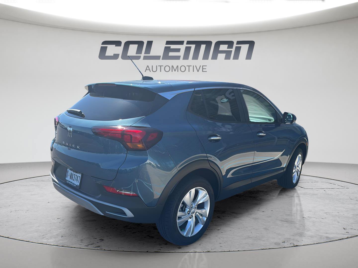 Used 2024 Buick Encore GX Preferred w/ Comfort Package AWD/4WD image 3