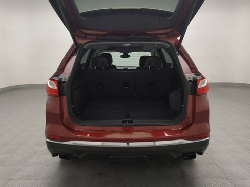 Used 2020 Chevrolet Equinox Premier image 29