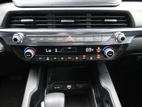 Used 2022 Kia Telluride LX AWD/4WD image 46