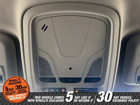 Used 2017 Chevrolet Impala Premier image 39