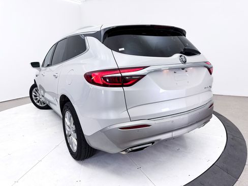 Used 2019 Buick Enclave Premium w/ Experience Buick Package image 8