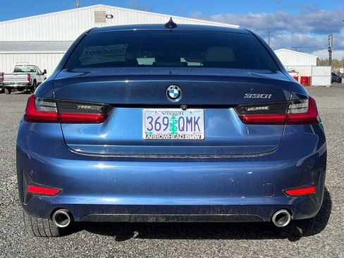 Used 2022 BMW 330i Sedan w/ Premium Package 2 image 5