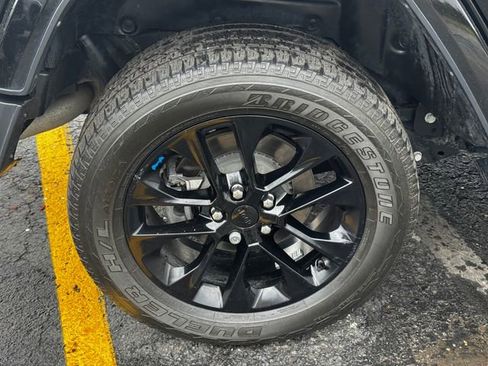 Certified 2023 Jeep Wrangler Unlimited Sahara w/ Cold Weather Group image 12