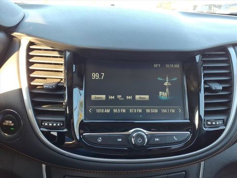 Used 2017 Chevrolet Trax LT w/ LT Convenience Package image 18