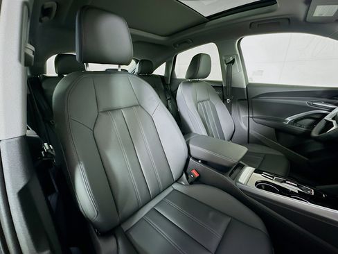 New 2025 Audi Q5 Premium Plus image 28