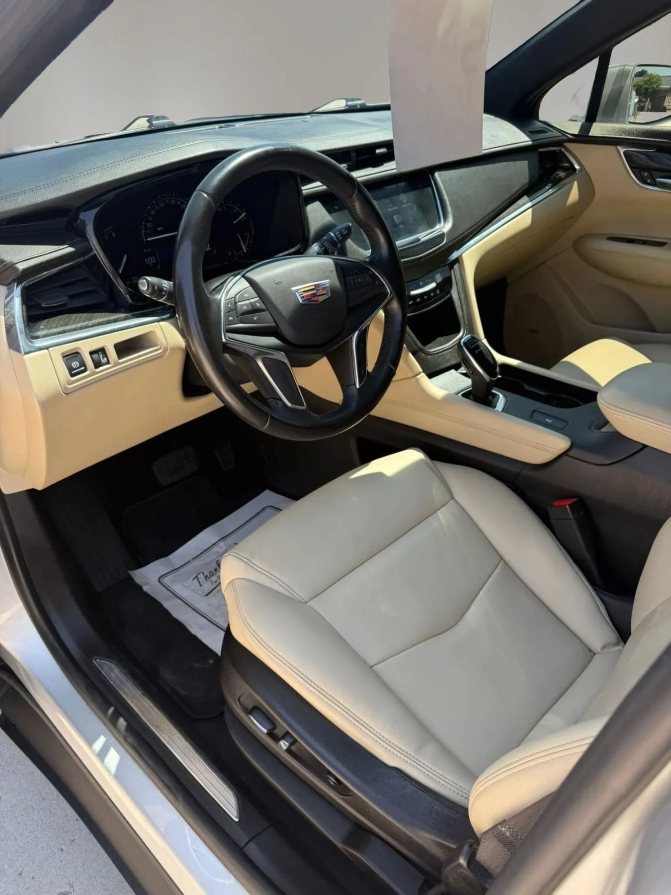 Used 2018 Cadillac XT5 FWD image 12