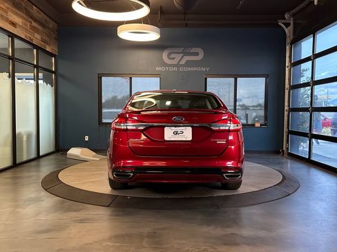 Used 2017 Ford Fusion Titanium FWD image 4