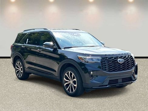 New 2026 Ford Explorer ST-Line AWD/4WD image 3