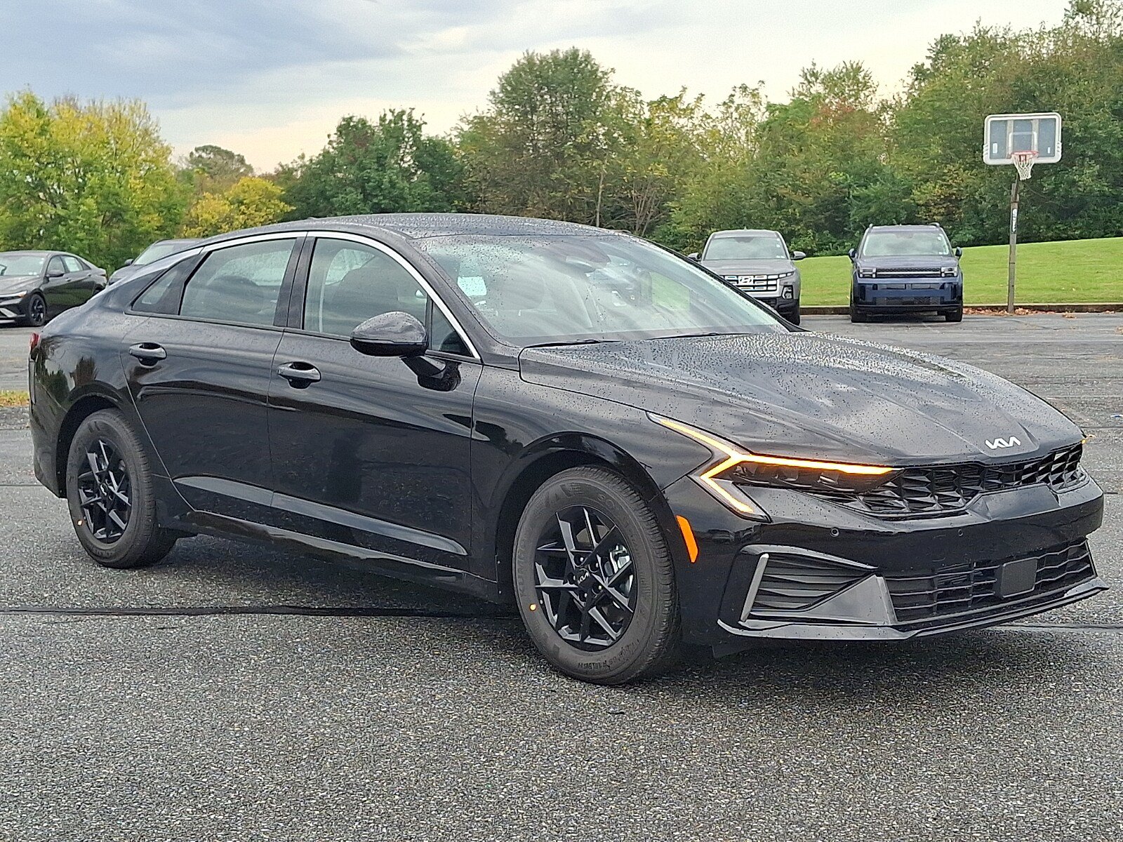 New 2027 Kia K5 LXS FWD image 2