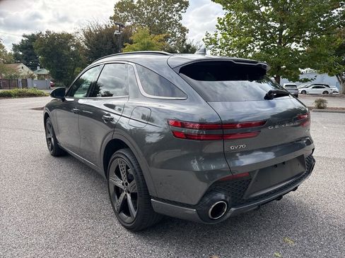Used 2023 Genesis GV70 3.5T Sport w/ Sport Prestige Package image 7