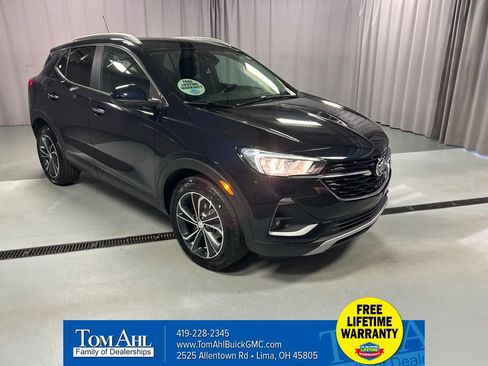 Used 2021 Buick Encore GX Select FWD image 1