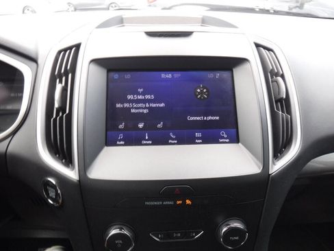 Used 2020 Ford Edge SEL w/ Cold Weather Package image 24