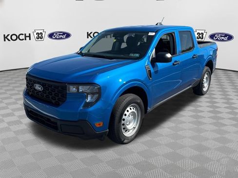 Used 2025 Ford Maverick XL w/ Equipment Group 102A AWD/4WD image 3
