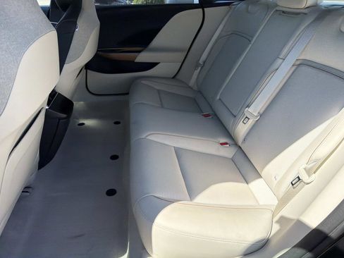 Used 2024 Lucid Air Touring image 20