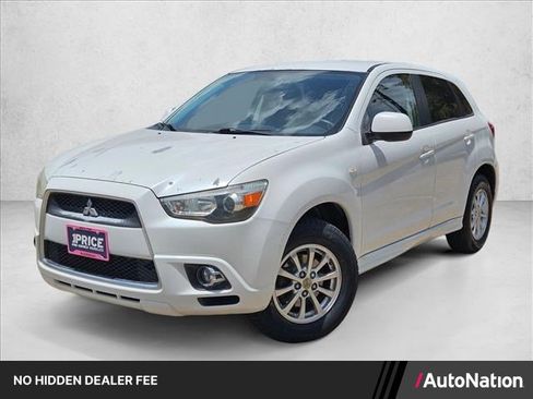 Used 2011 Mitsubishi Outlander Sport ES FWD image 1