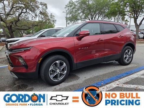Used 2024 Chevrolet Blazer LT image 1