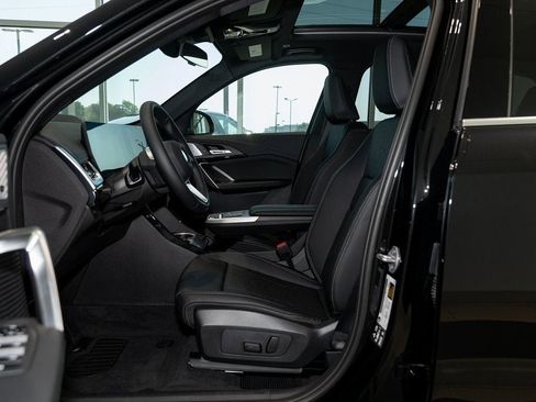 New 2025 BMW X1 xDrive28i w/ Technology Package image 20