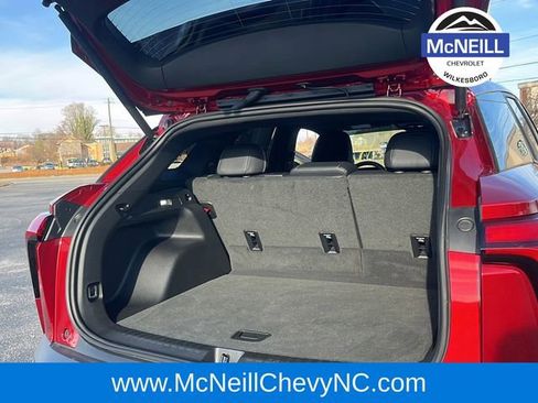 Used 2024 Chevrolet Blazer EV LT image 30