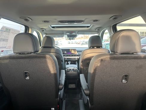 New 2025 Kia Telluride S image 11