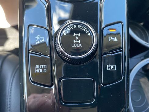 Certified 2024 Kia Sportage EX w/ EX Premium Package AWD/4WD image 33